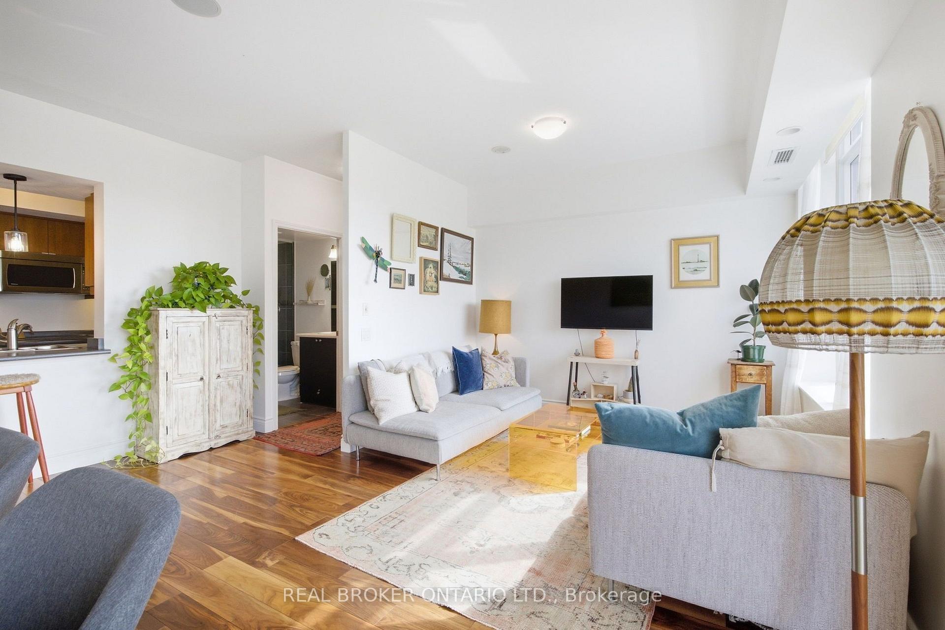Photo 12 of Unit 1110, 61 Heintzman Street, Toronto, Junction Area — HOMEH