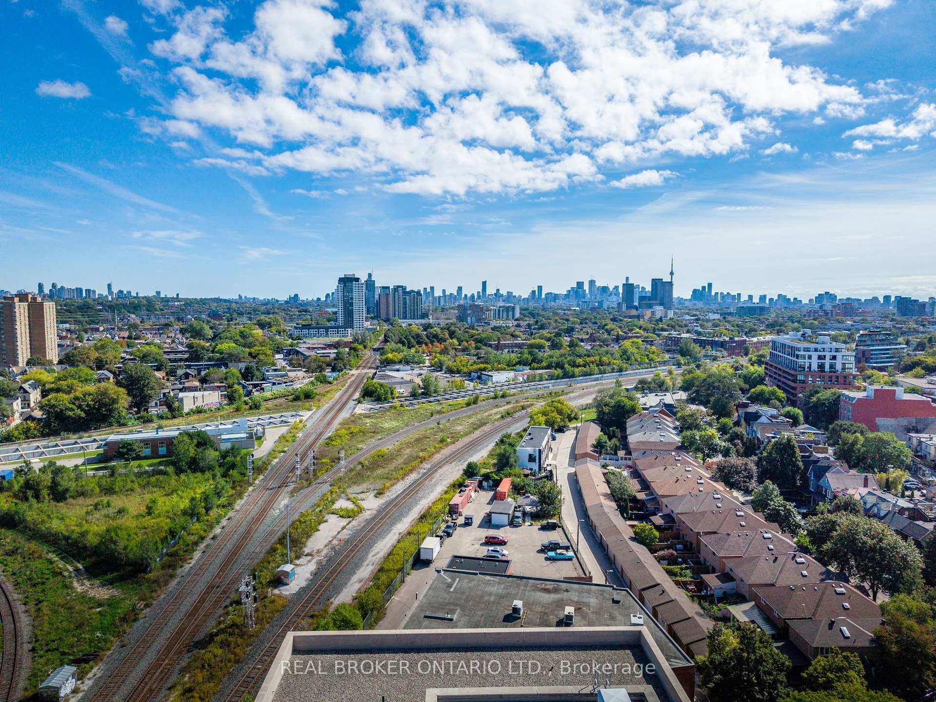 Photo 35 of Unit 1110, 61 Heintzman Street, Toronto, Junction Area — HOMEH