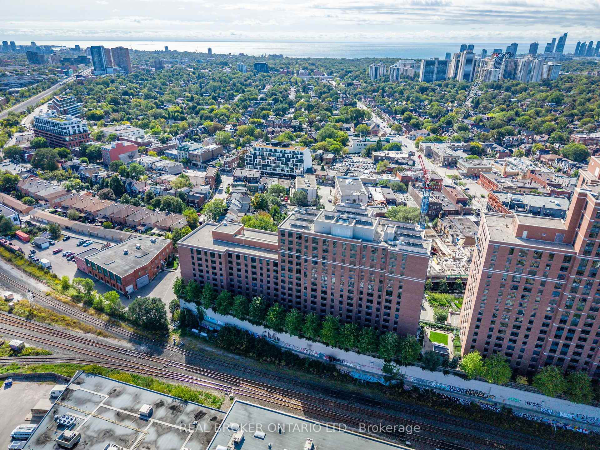 Photo 37 of Unit 1110, 61 Heintzman Street, Toronto, Junction Area — HOMEH