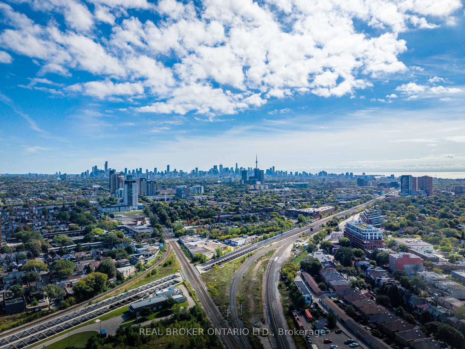 Photo 39 of Unit 1110, 61 Heintzman Street, Toronto, Junction Area — HOMEH