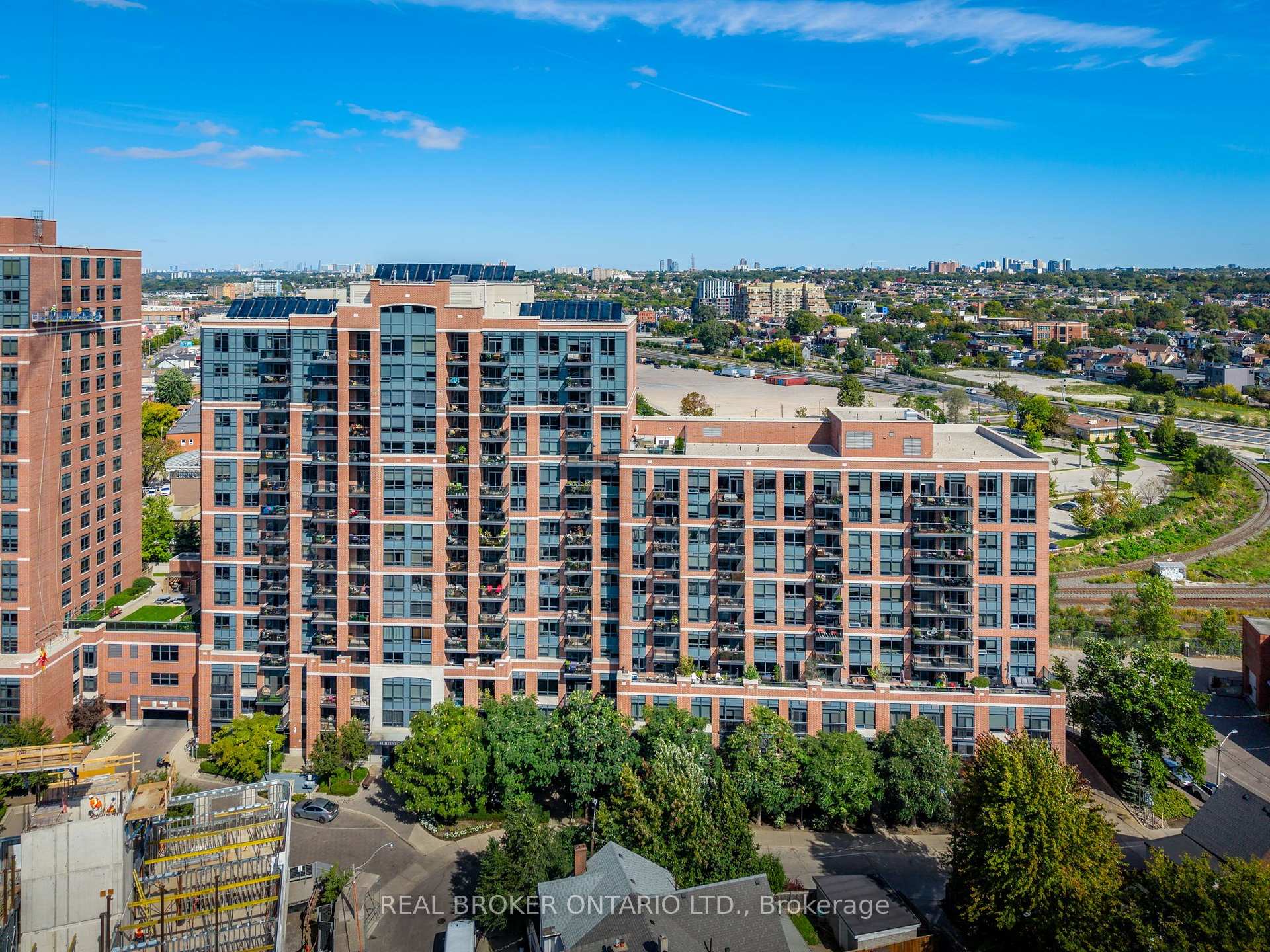 Photo 40 of Unit 1110, 61 Heintzman Street, Toronto, Junction Area — HOMEH