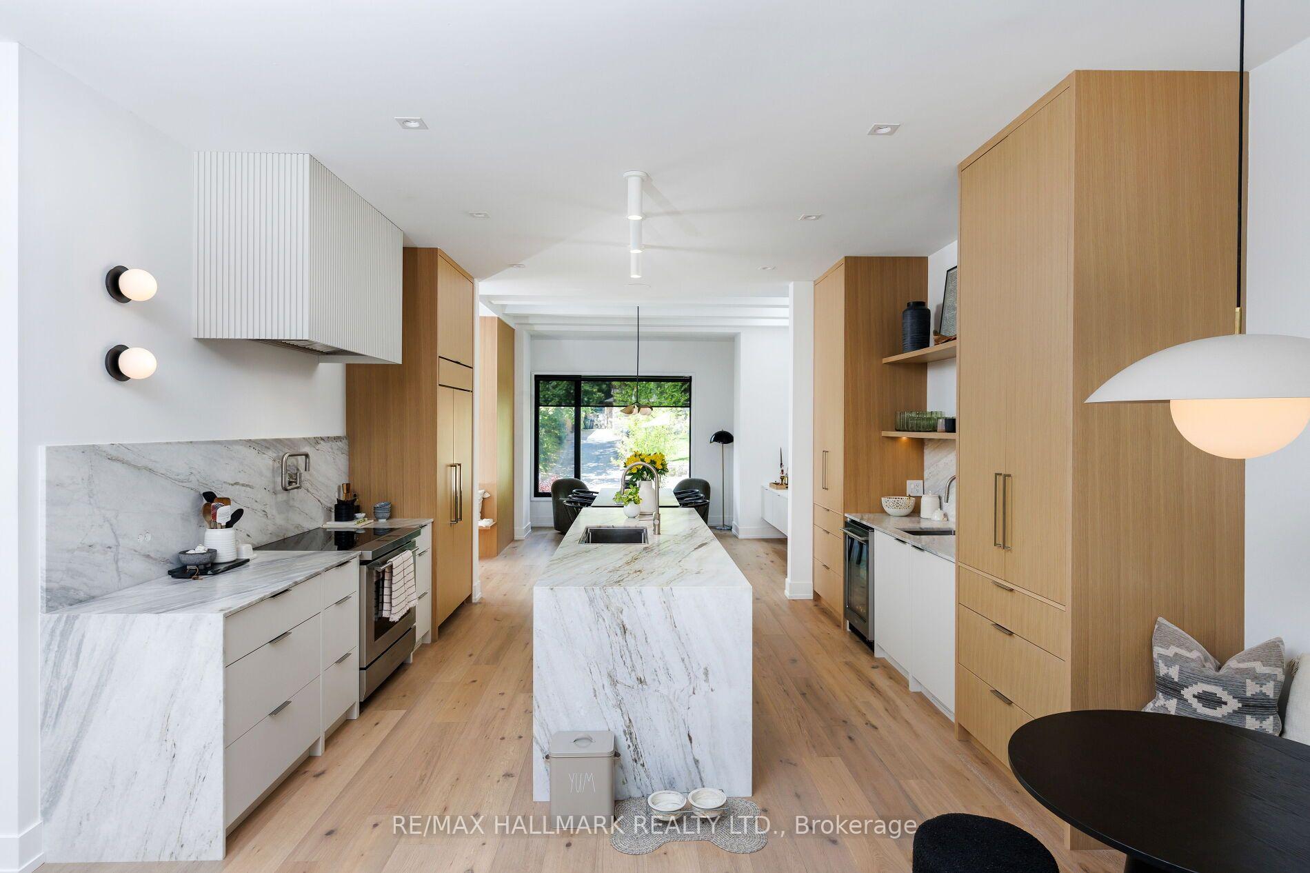 Photo 10 of 41 Fallingbrook Road, Scarborough, Birchcliffe-Cliffside — HOMEH