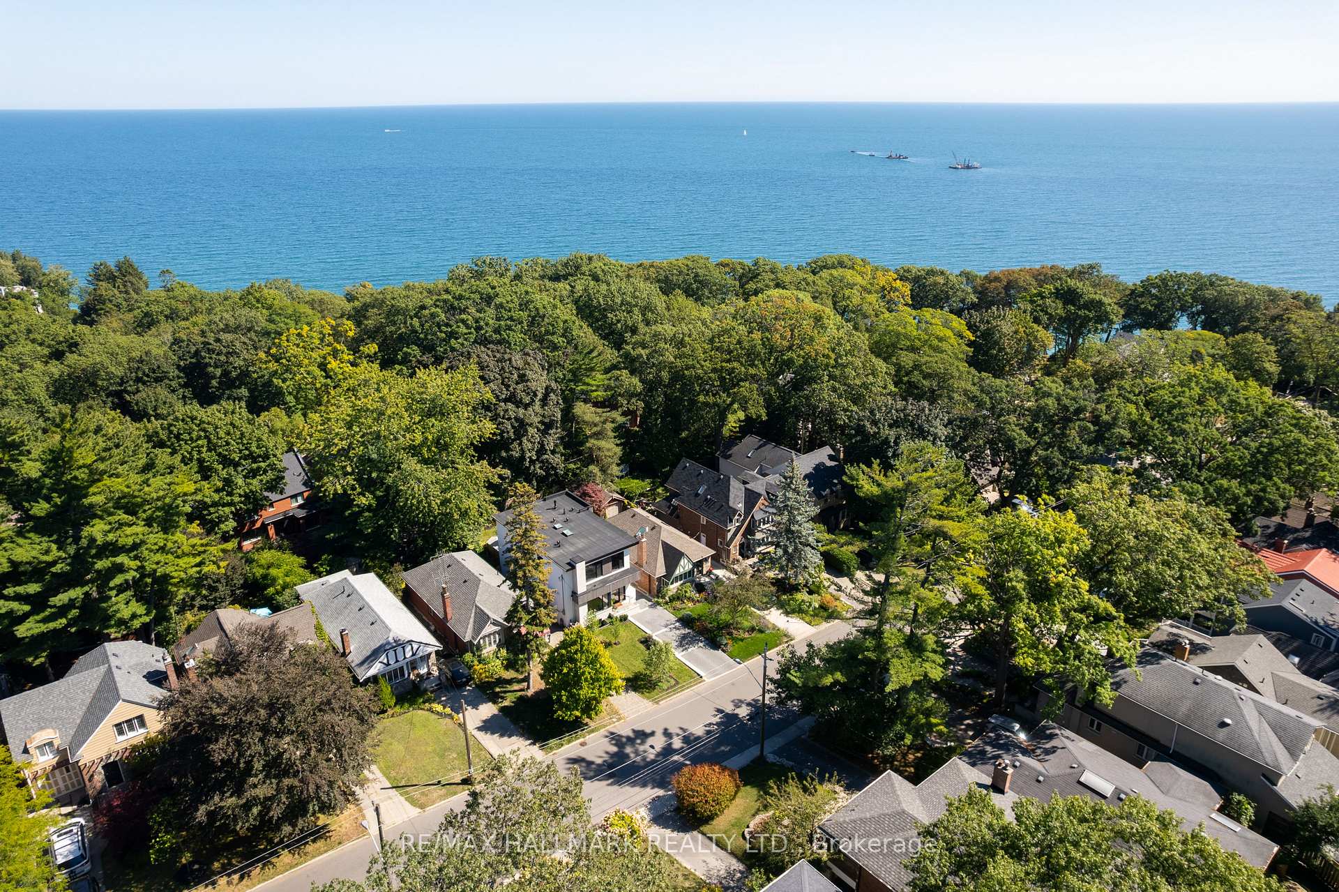 Photo 55 of 41 Fallingbrook Road, Scarborough, Birchcliffe-Cliffside — HOMEH