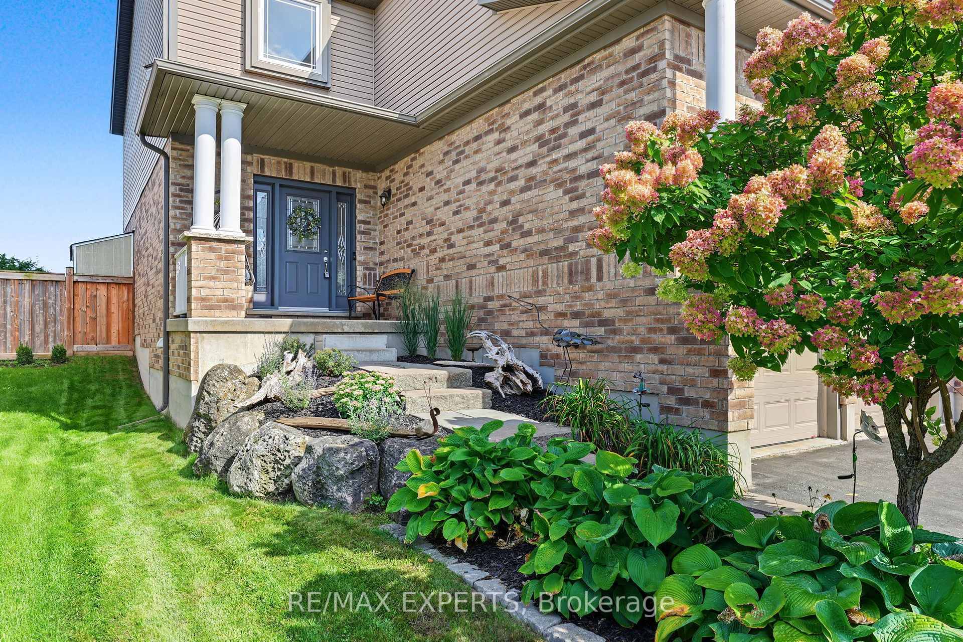 Photo 2 of 18 Arnold Crescent, Essa, Angus — HOMEH