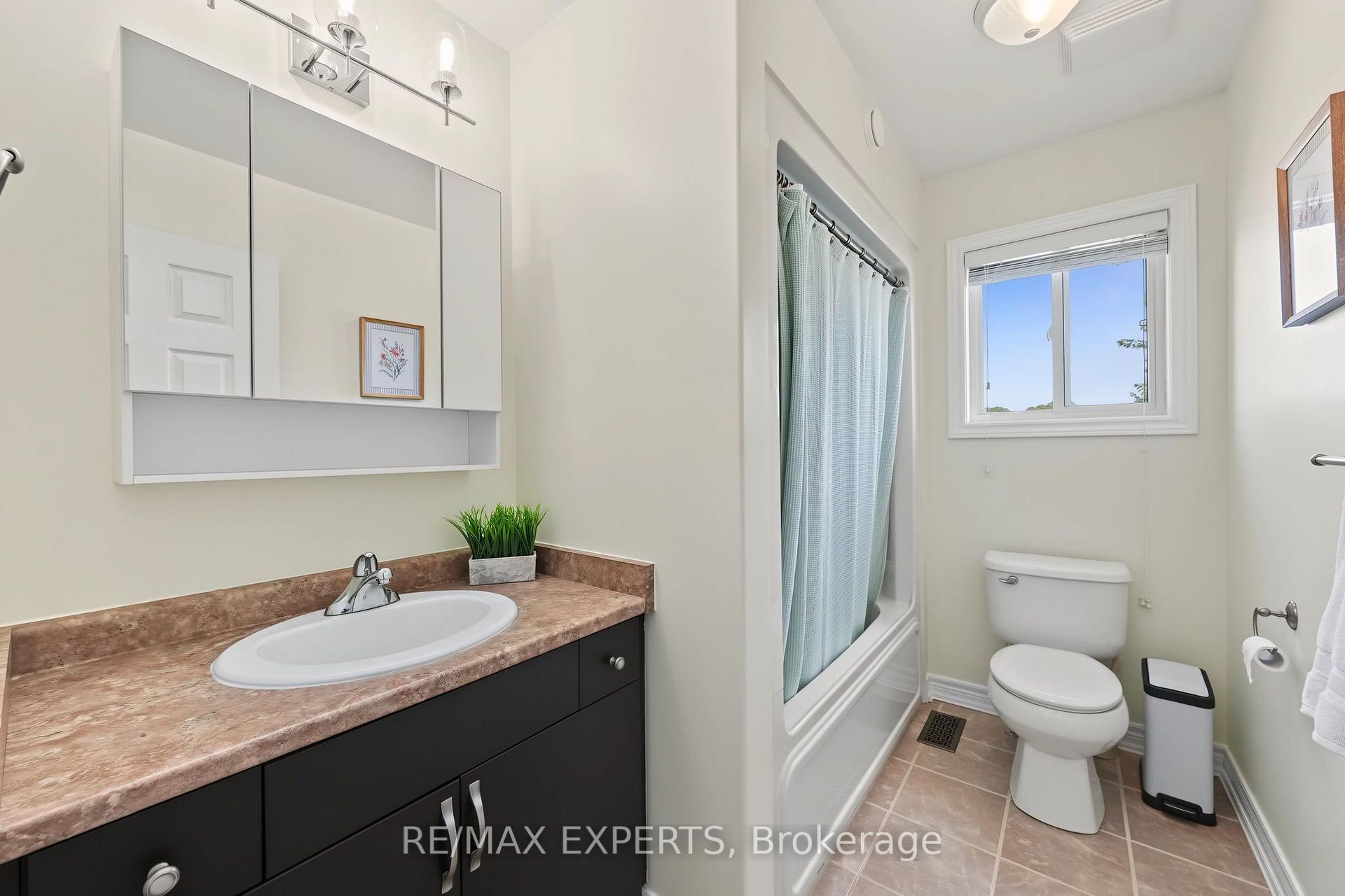 Photo 32 of 18 Arnold Crescent, Essa, Angus — HOMEH