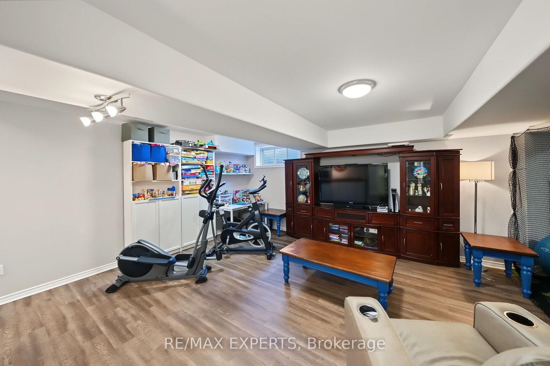 Photo 35 of 18 Arnold Crescent, Essa, Angus — HOMEH