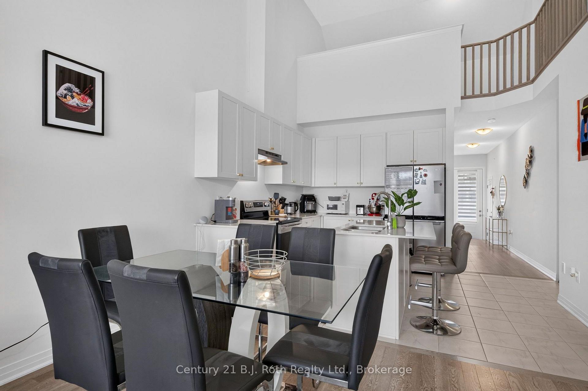 Photo 9 of 543 Hudson Crescent, Midland — HOMEH