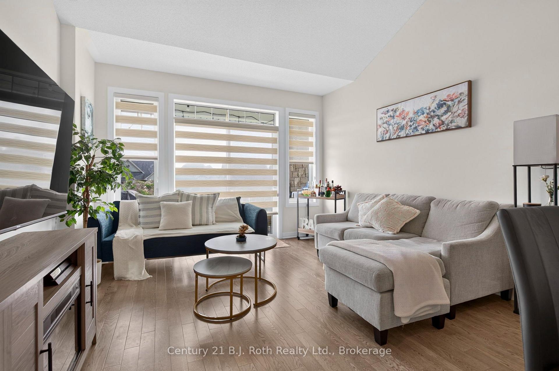 Photo 10 of 543 Hudson Crescent, Midland — HOMEH