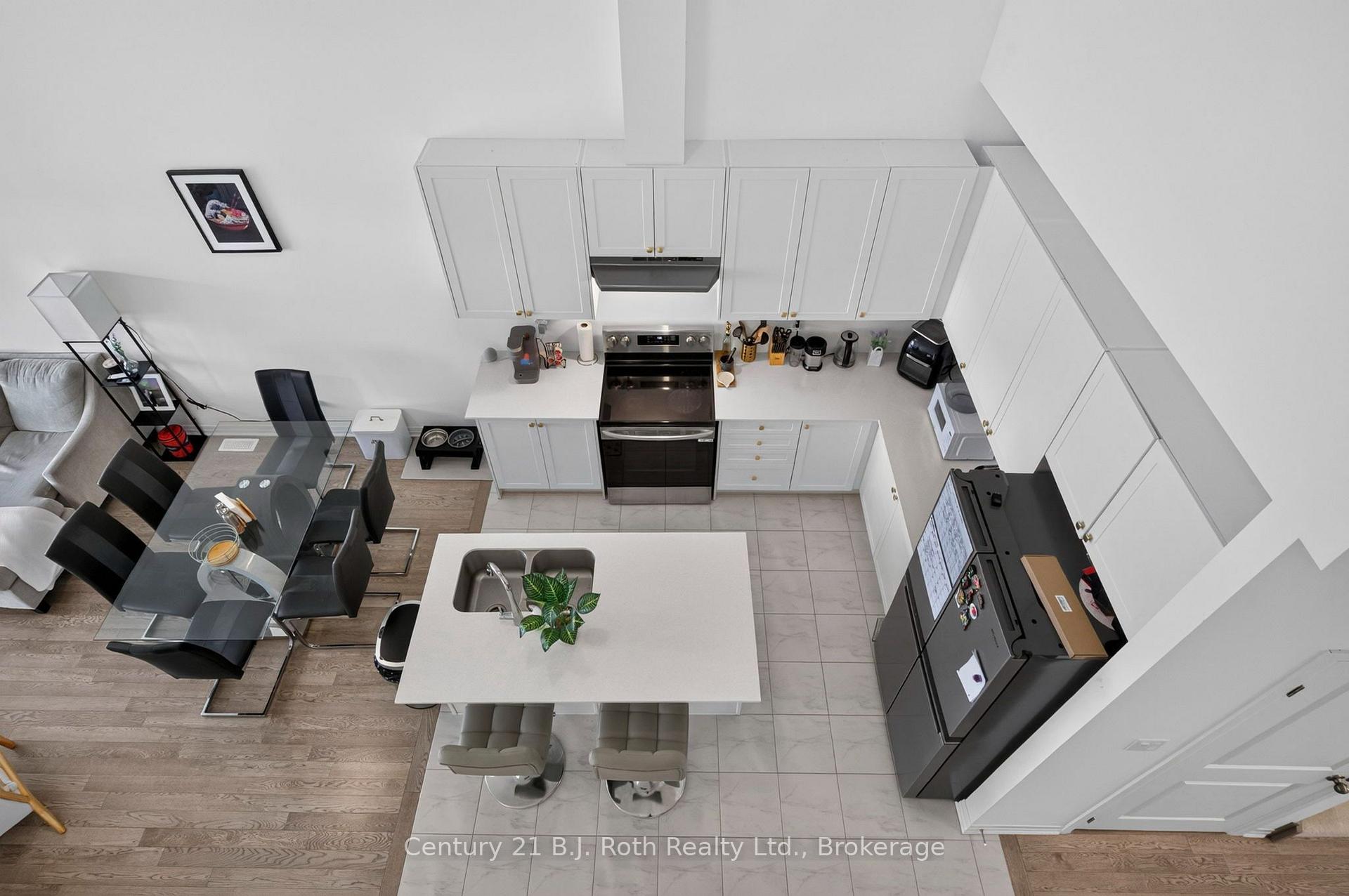 Photo 21 of 543 Hudson Crescent, Midland — HOMEH