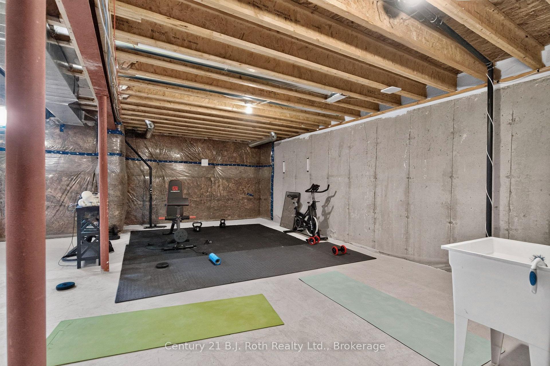 Photo 32 of 543 Hudson Crescent, Midland — HOMEH