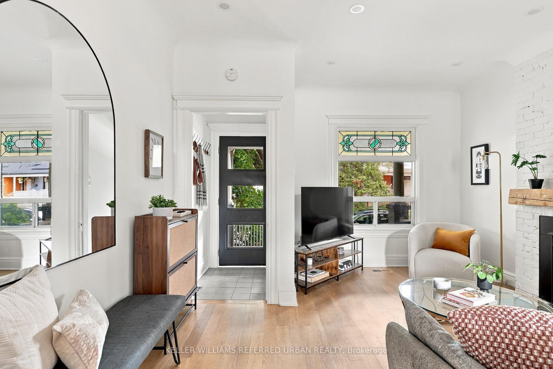 Photo 5 of 87 Olive Avenue, Toronto, The Annex — HOMEH