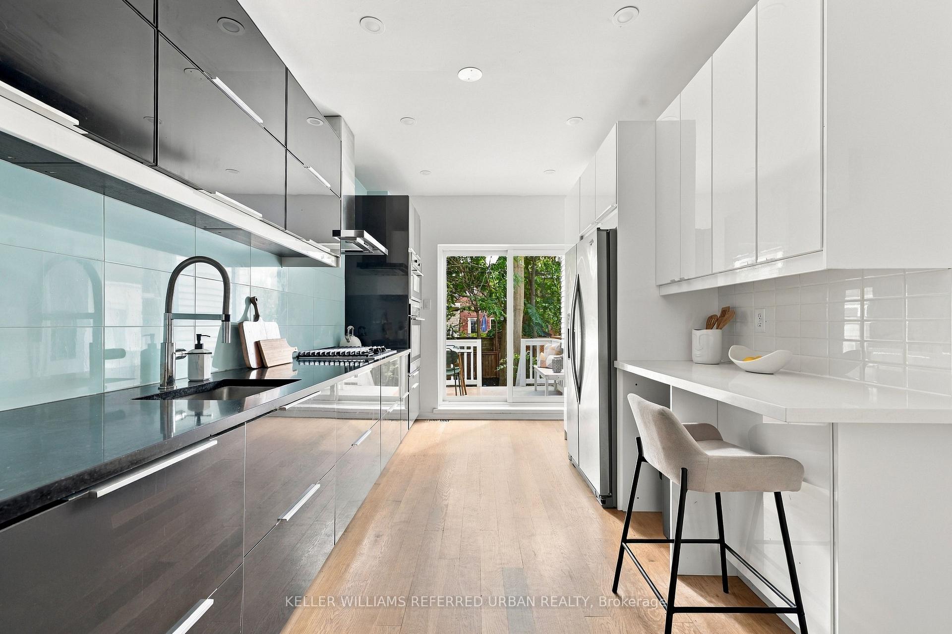 Photo 10 of 87 Olive Avenue, Toronto, The Annex — HOMEH