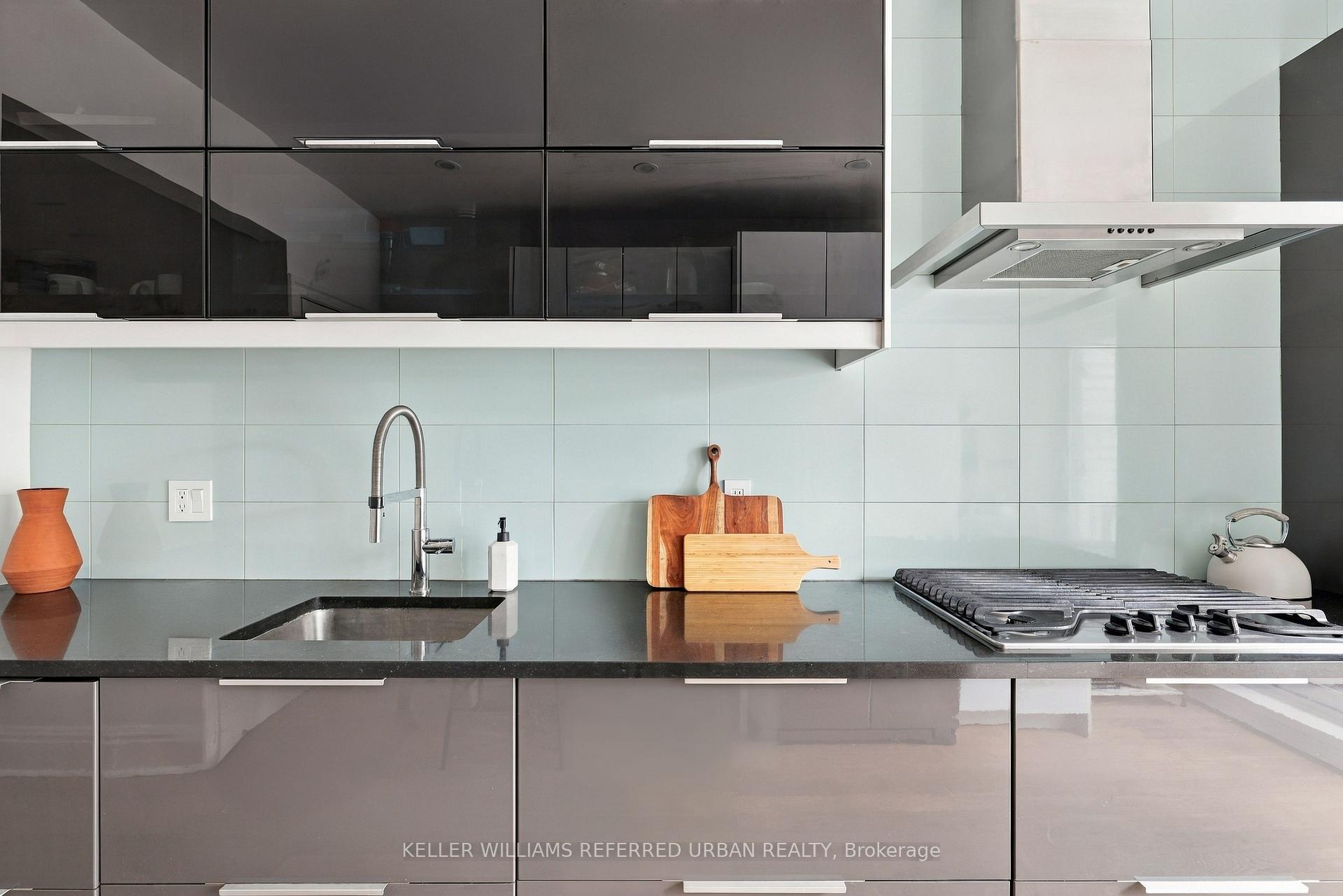 Photo 11 of 87 Olive Avenue, Toronto, The Annex — HOMEH