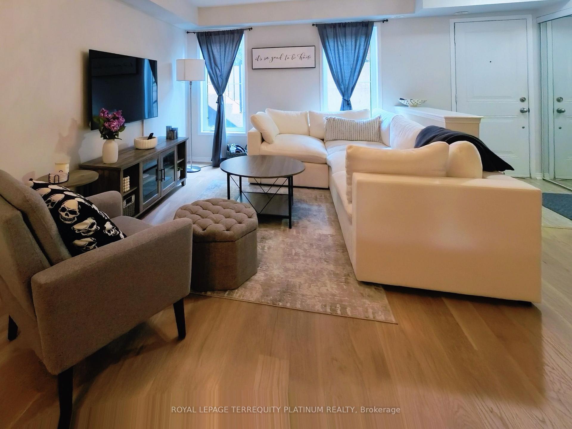 Photo 3 of Unit 23, 2468 Post Road, Oakville, River Oaks — HOMEH