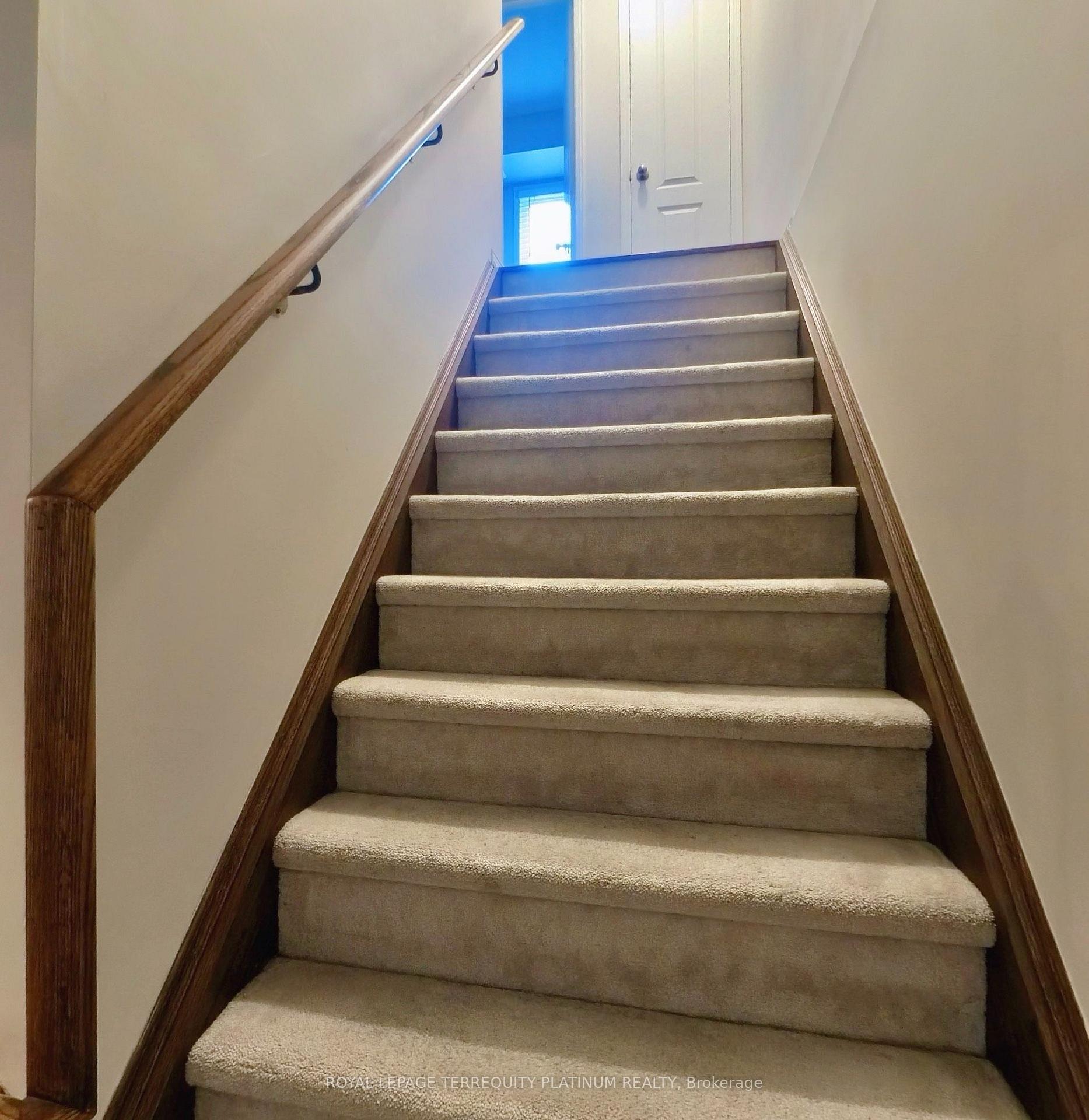 Photo 8 of Unit 23, 2468 Post Road, Oakville, River Oaks — HOMEH