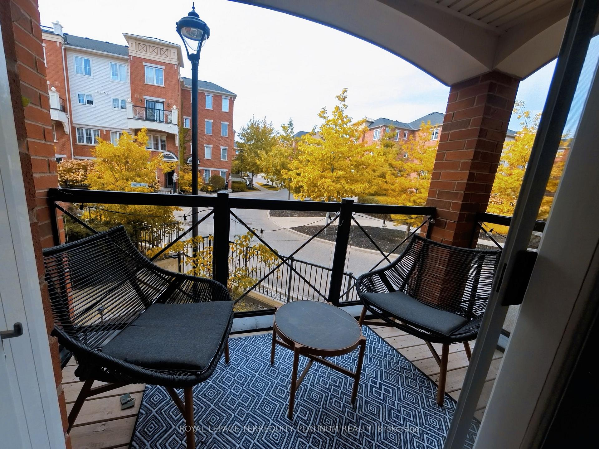 Photo 10 of Unit 23, 2468 Post Road, Oakville, River Oaks — HOMEH