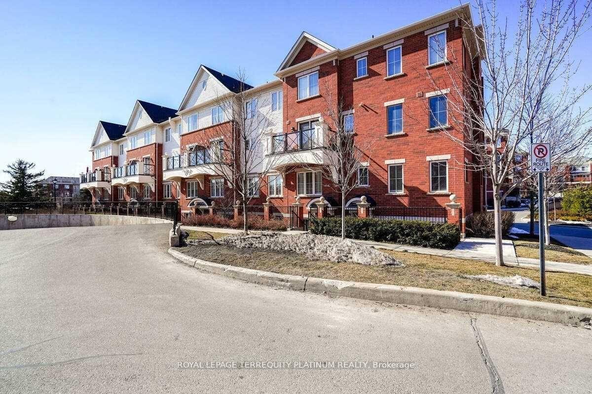 Photo 16 of Unit 23, 2468 Post Road, Oakville, River Oaks — HOMEH