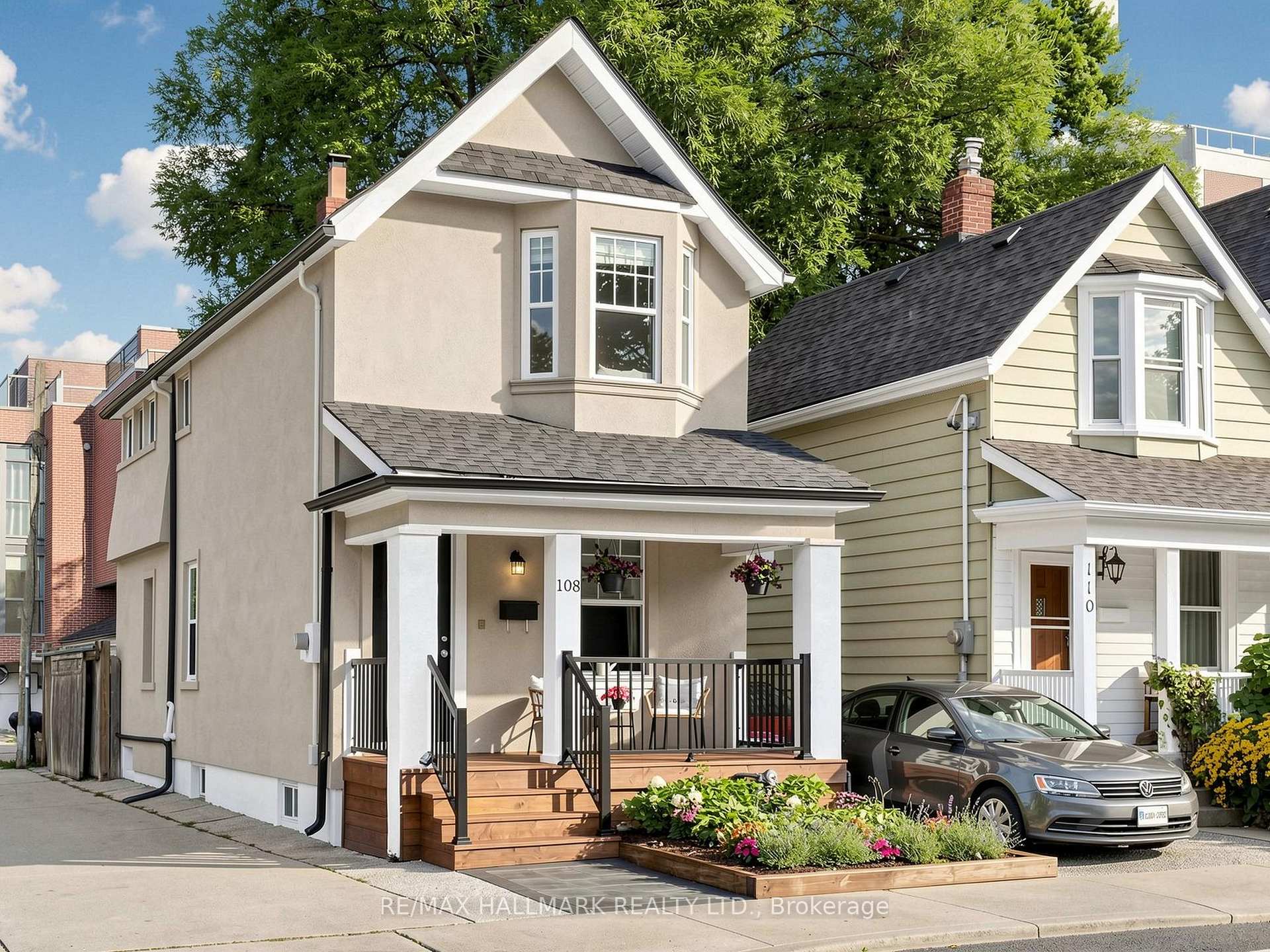 Photo 2 of 108 Knox Avenue, Toronto, Greenwood-Coxwell — HOMEH
