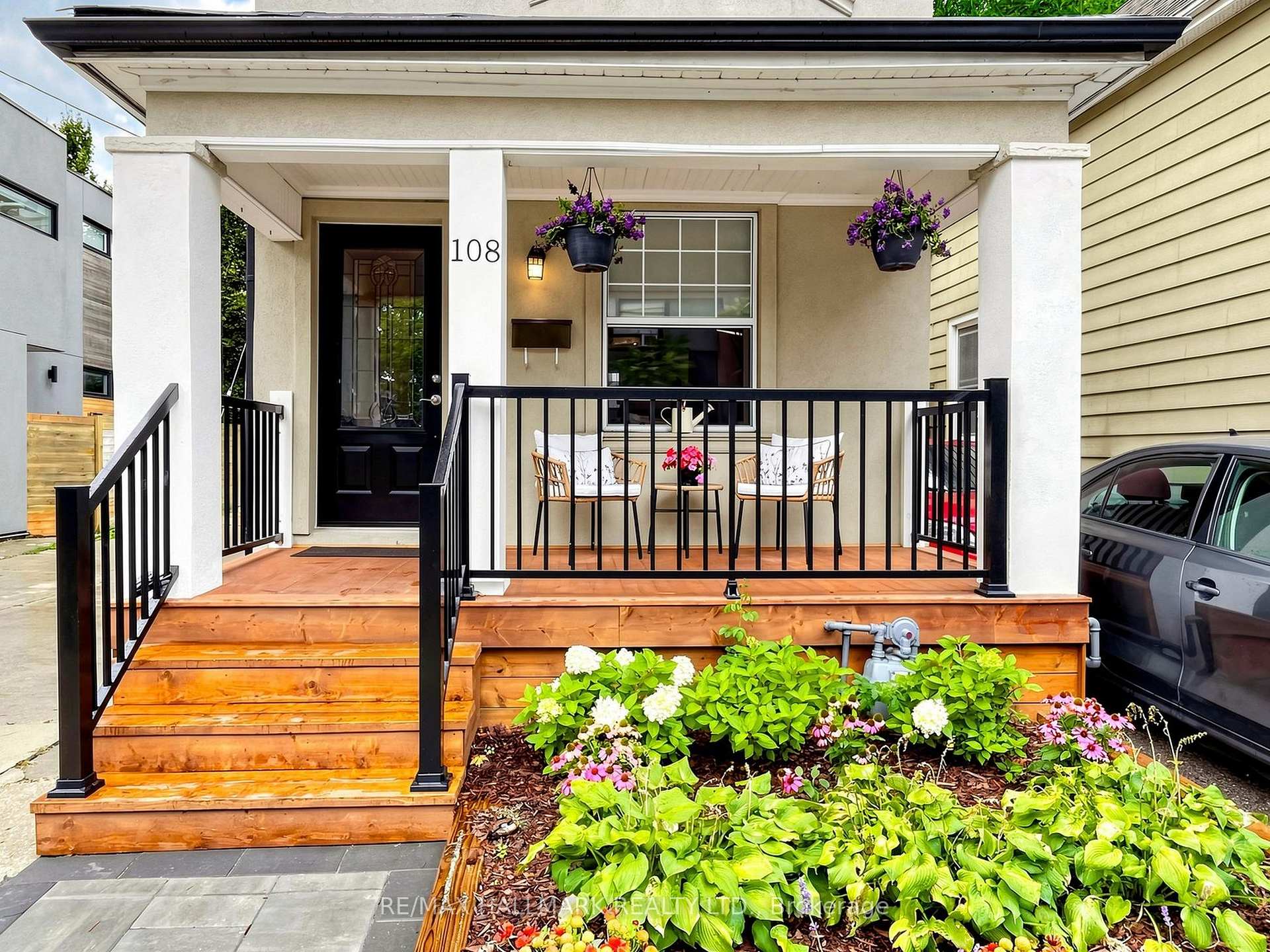 Photo 4 of 108 Knox Avenue, Toronto, Greenwood-Coxwell — HOMEH