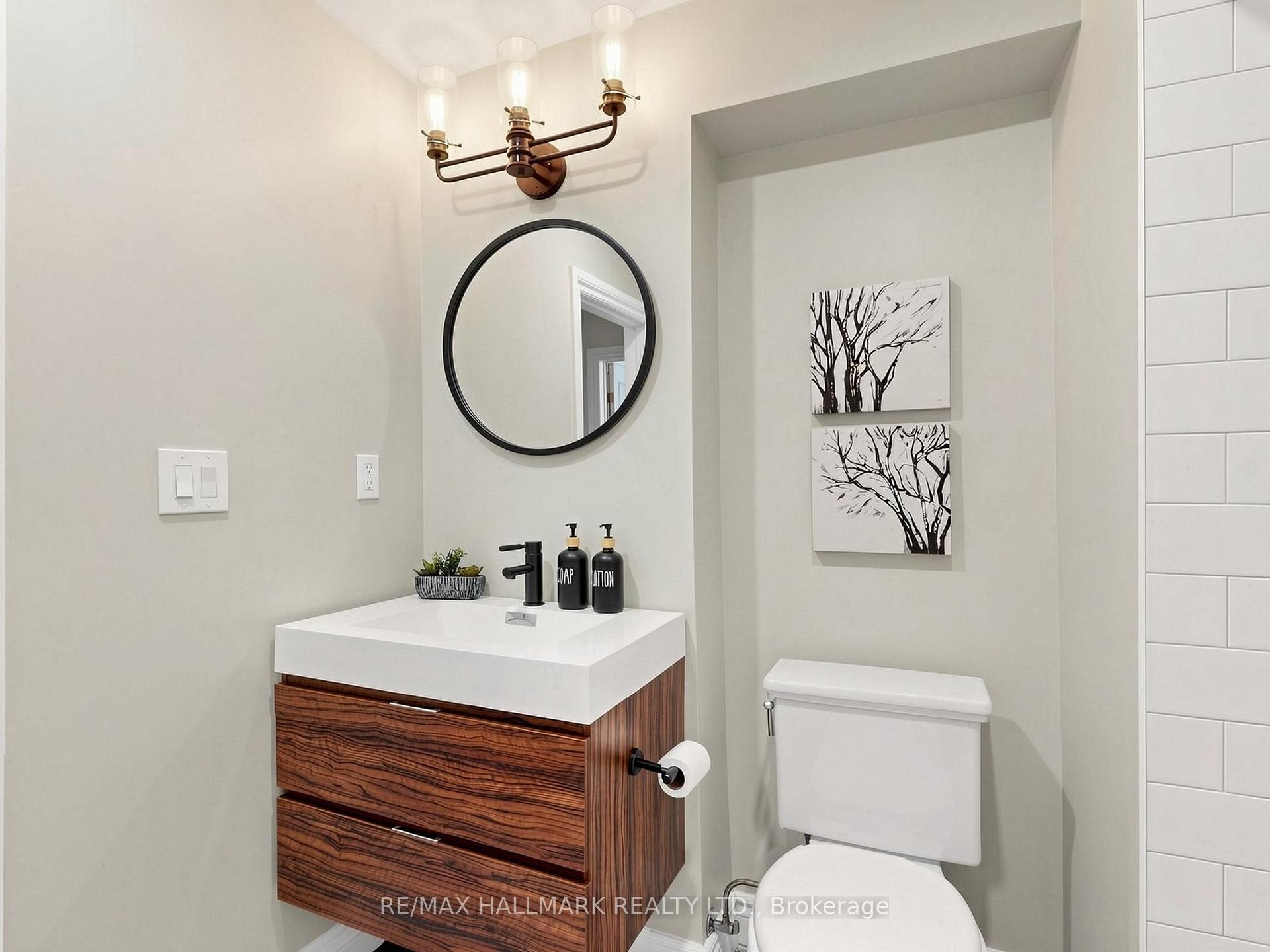 Photo 30 of 108 Knox Avenue, Toronto, Greenwood-Coxwell — HOMEH