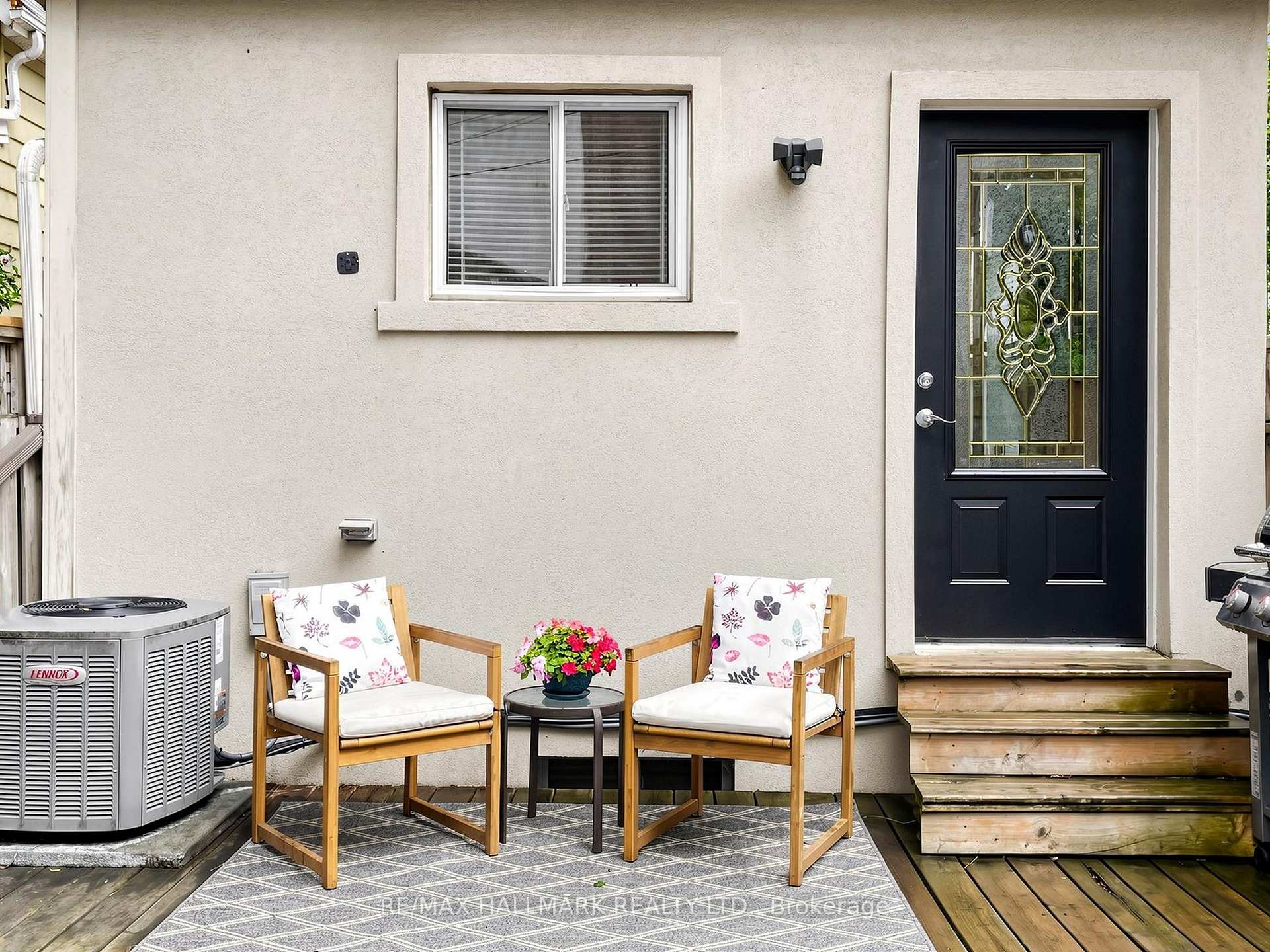 Photo 41 of 108 Knox Avenue, Toronto, Greenwood-Coxwell — HOMEH