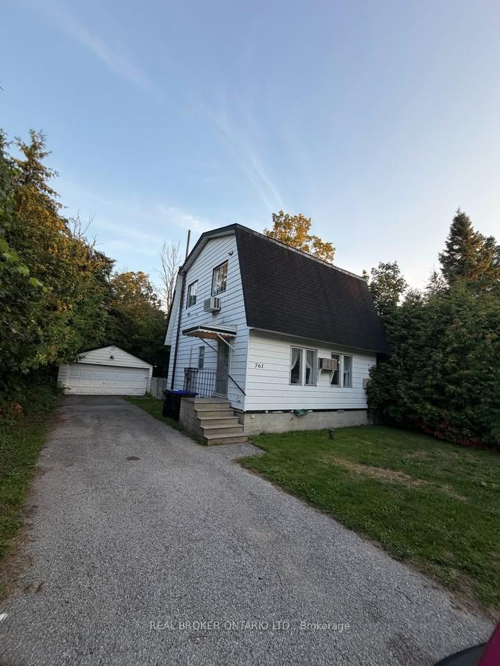 Photo 1 of 761 Innisfil Beach Road, Innisfil, Alcona — HOMEH