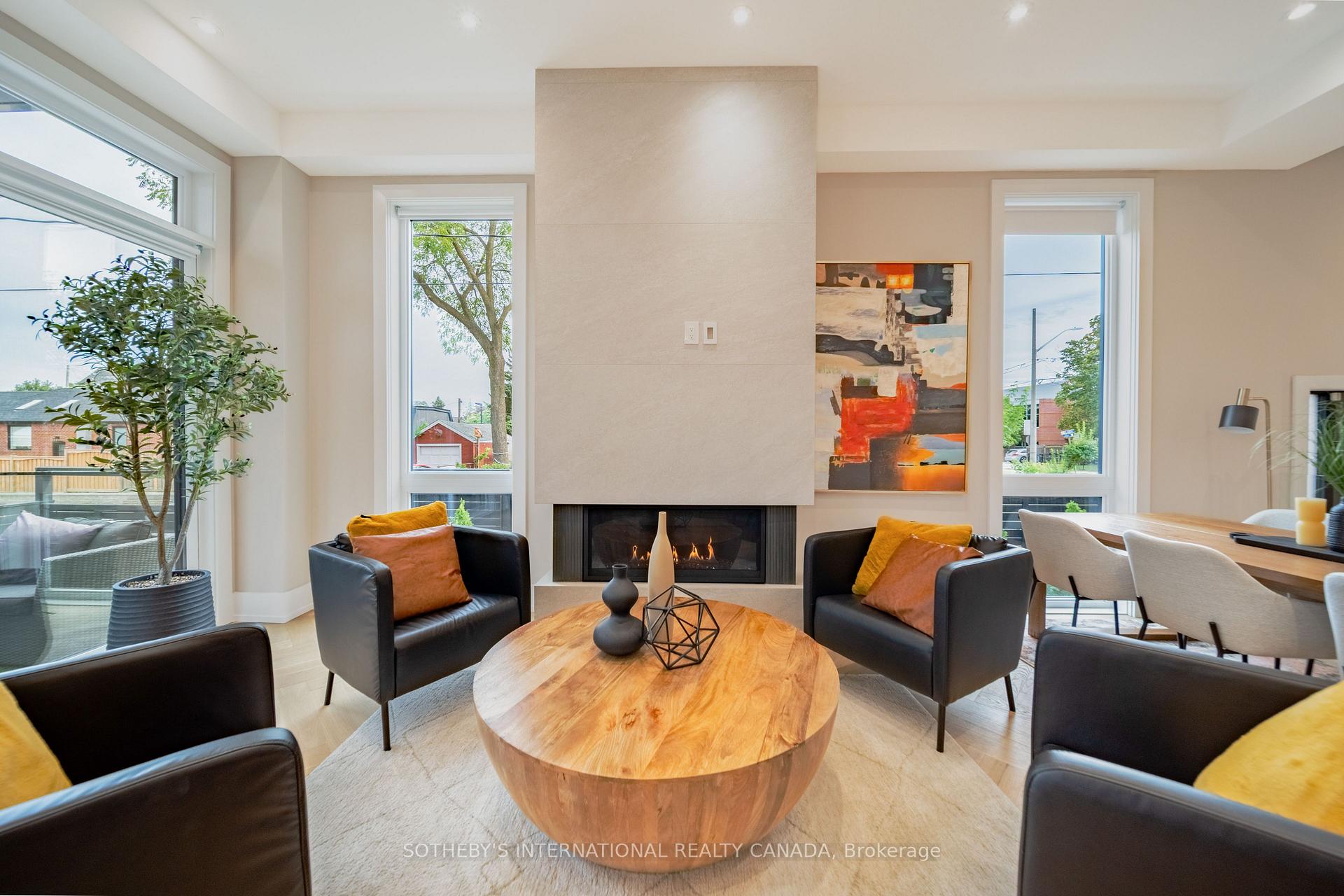 Photo 17 of 171 Durant Avenue, Toronto, East York — HOMEH