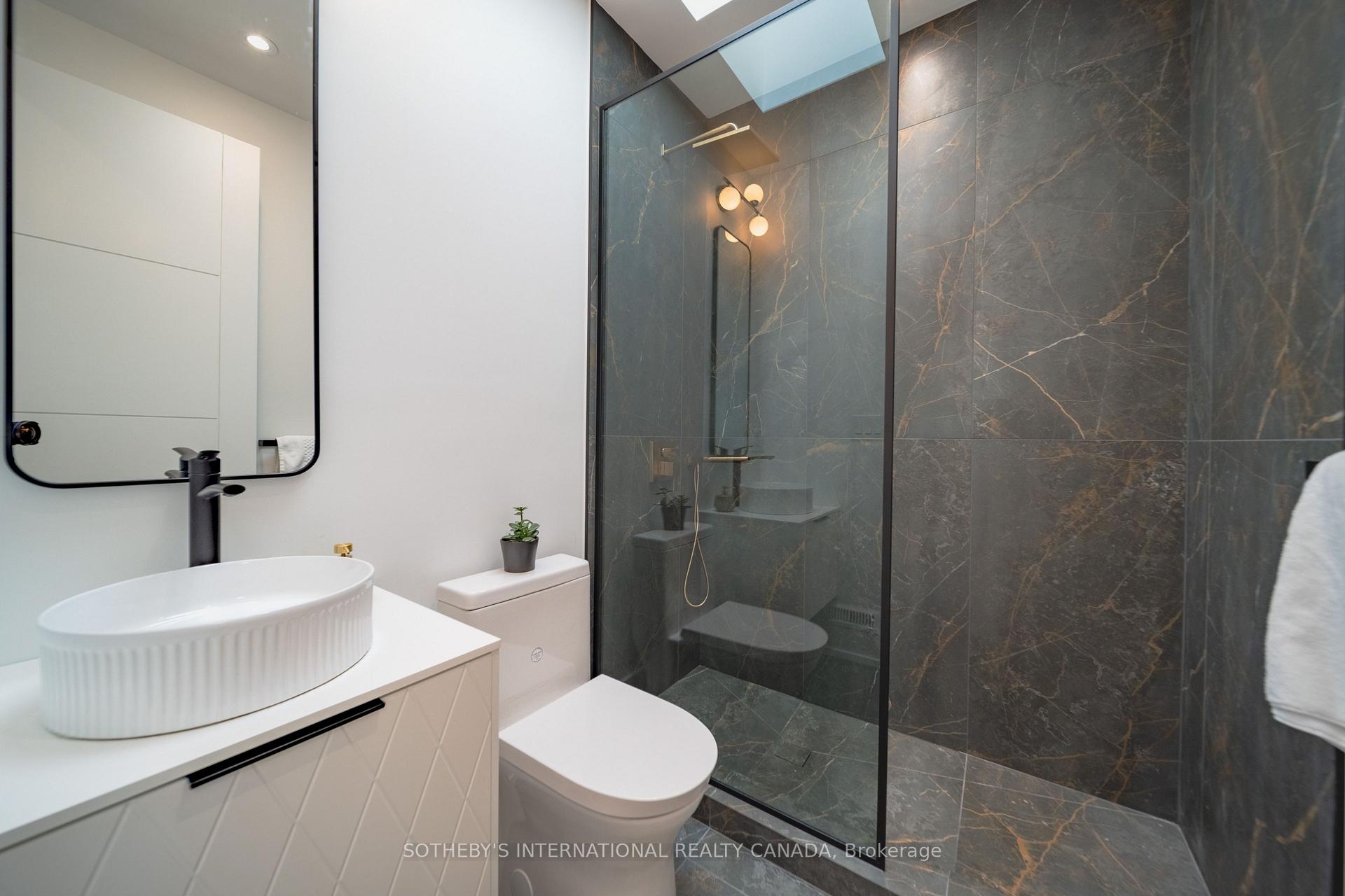 Photo 28 of 171 Durant Avenue, Toronto, East York — HOMEH