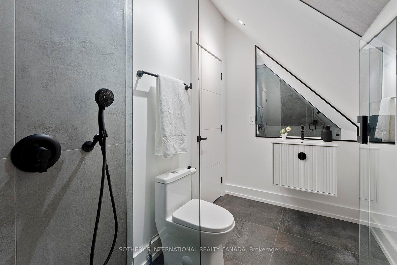 Photo 49 of 171 Durant Avenue, Toronto, East York — HOMEH