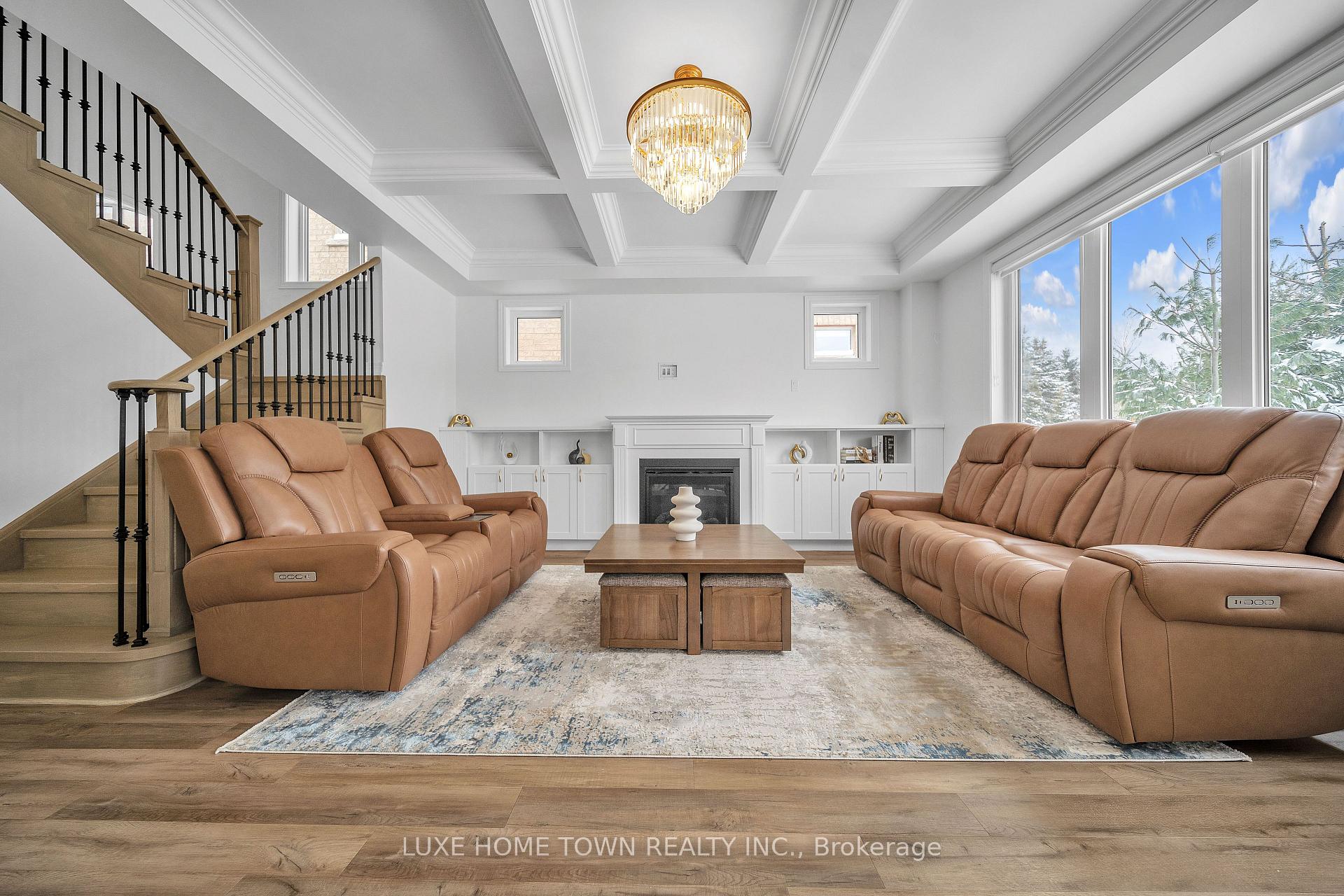 Photo 11 of 136 Harpin Way E, Centre Wellington, Fergus — HOMEH