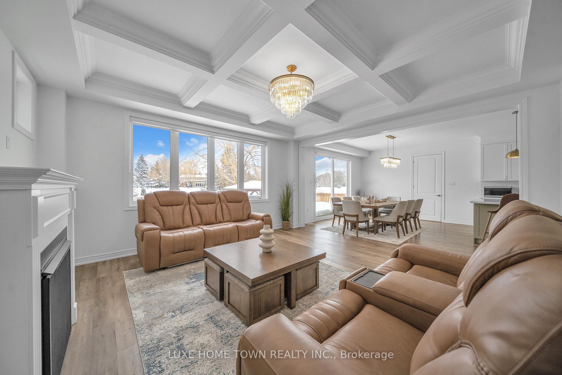 Photo 13 of 136 Harpin Way E, Centre Wellington, Fergus — HOMEH
