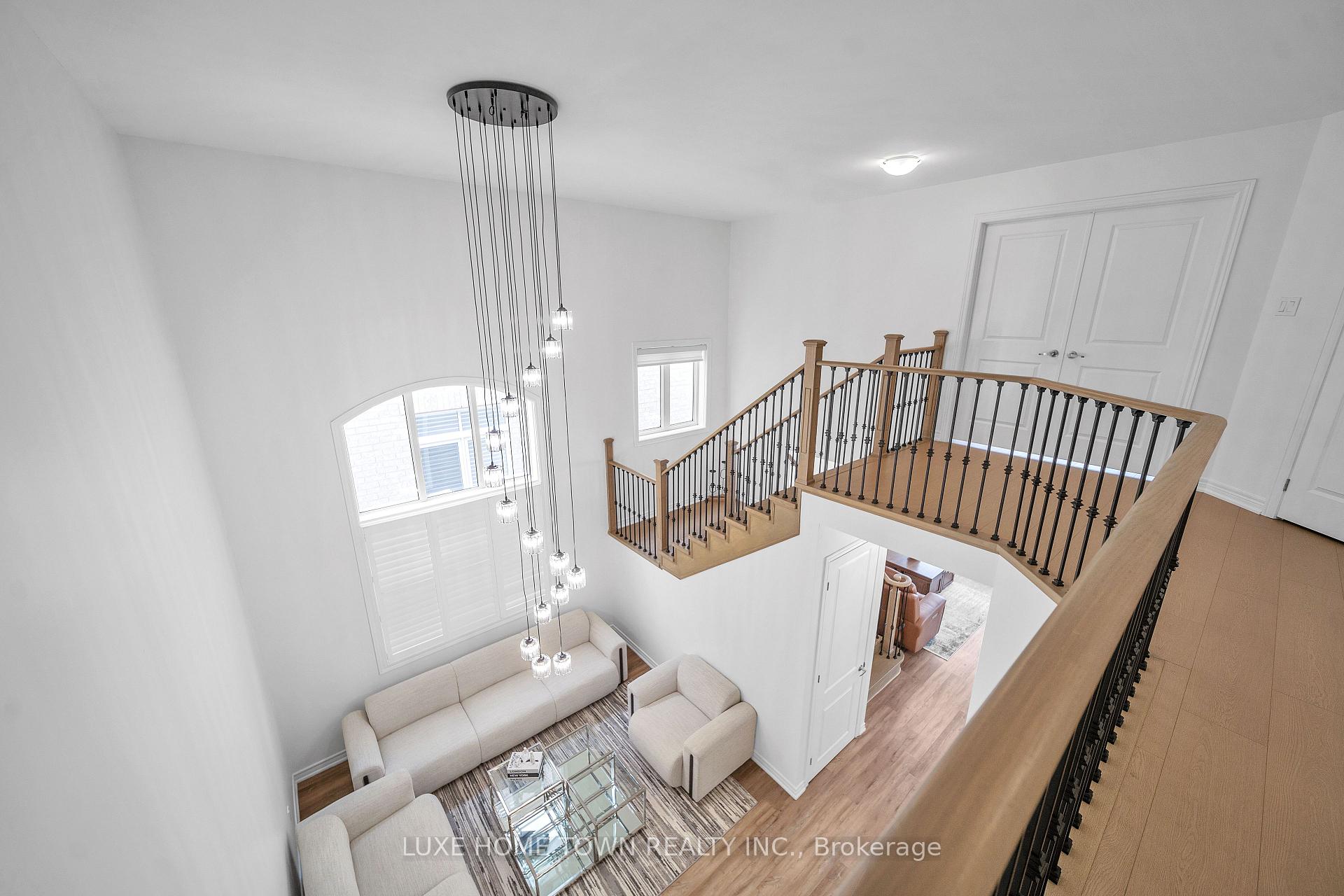 Photo 23 of 136 Harpin Way E, Centre Wellington, Fergus — HOMEH