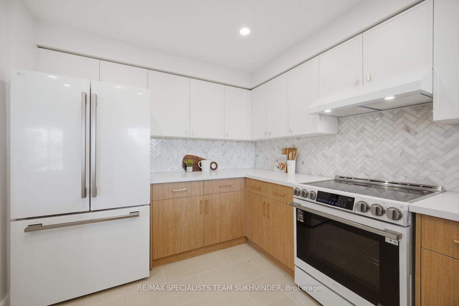 Photo 15 of 18 Alderbrook Place, Caledon, Bolton North — HOMEH