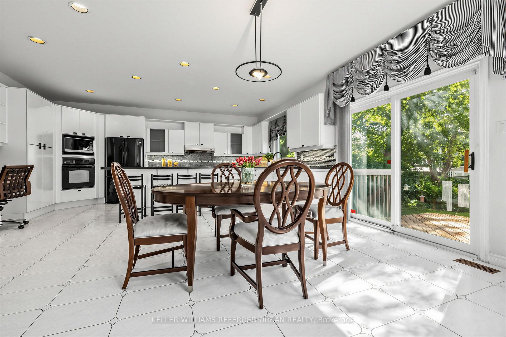 Photo 10 of 411 Cummer Avenue, North York, Newtonbrook East — HOMEH