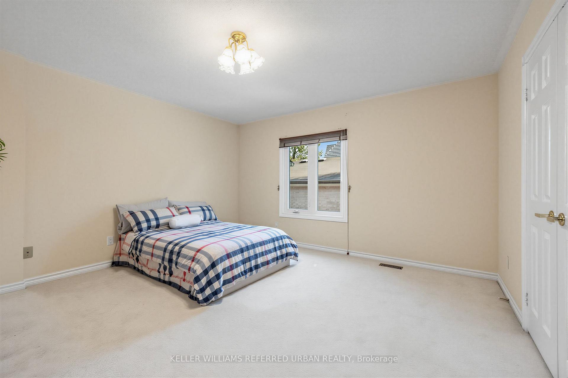 Photo 21 of 411 Cummer Avenue, North York, Newtonbrook East — HOMEH