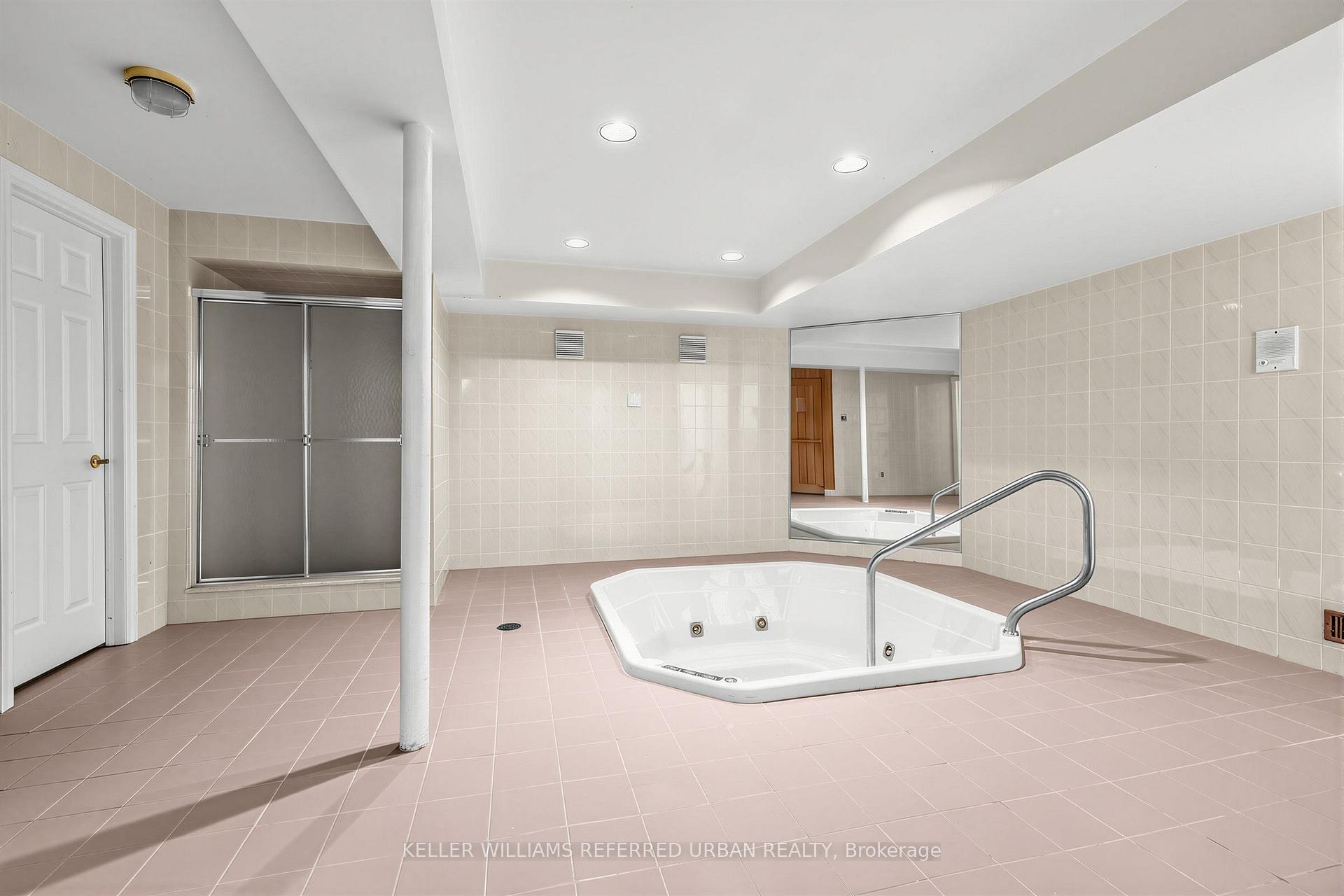 Photo 24 of 411 Cummer Avenue, North York, Newtonbrook East — HOMEH