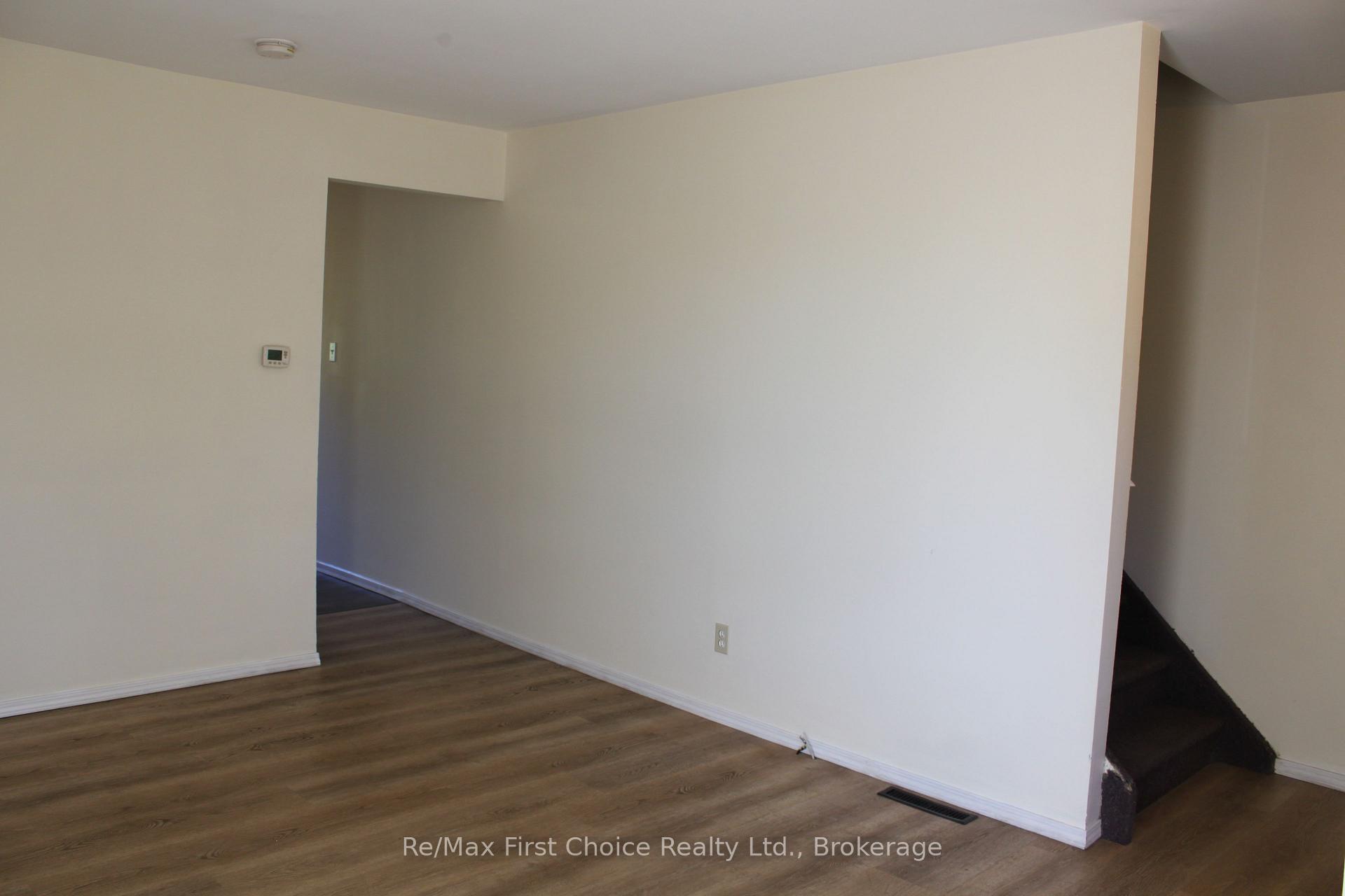 Photo 6 of 195 Limbrick Street, Thunder Bay, Northwood Park — HOMEH