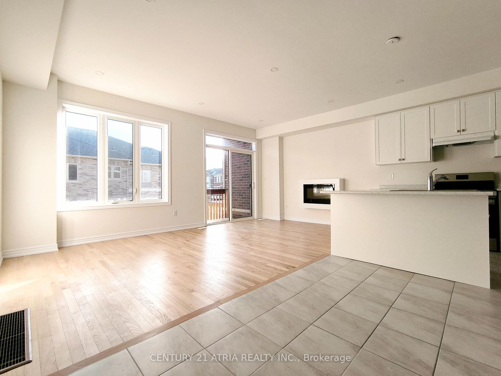 Photo 6 of 913 Elizabeth Mckenzie Drive, Pickering, Rural Pickering — HOMEH