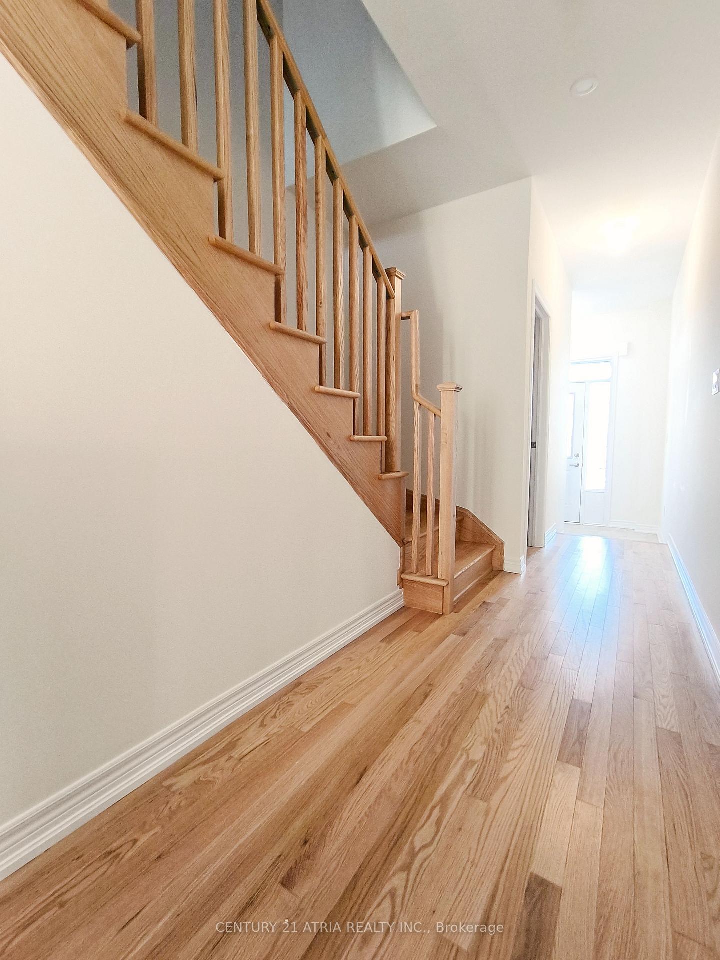 Photo 10 of 913 Elizabeth Mckenzie Drive, Pickering, Rural Pickering — HOMEH