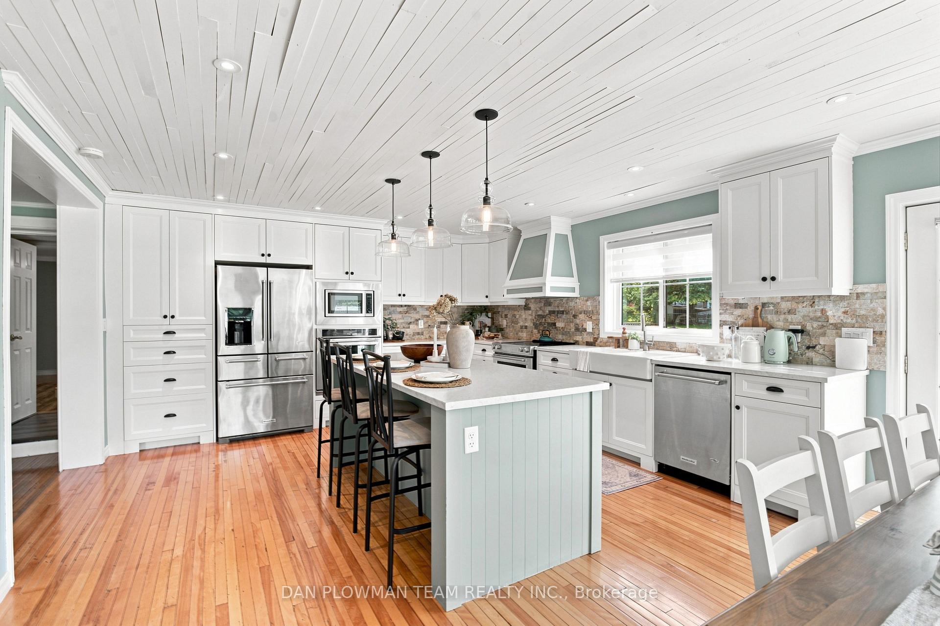 Photo 10 of 15972 County Road 2, Brighton — HOMEH