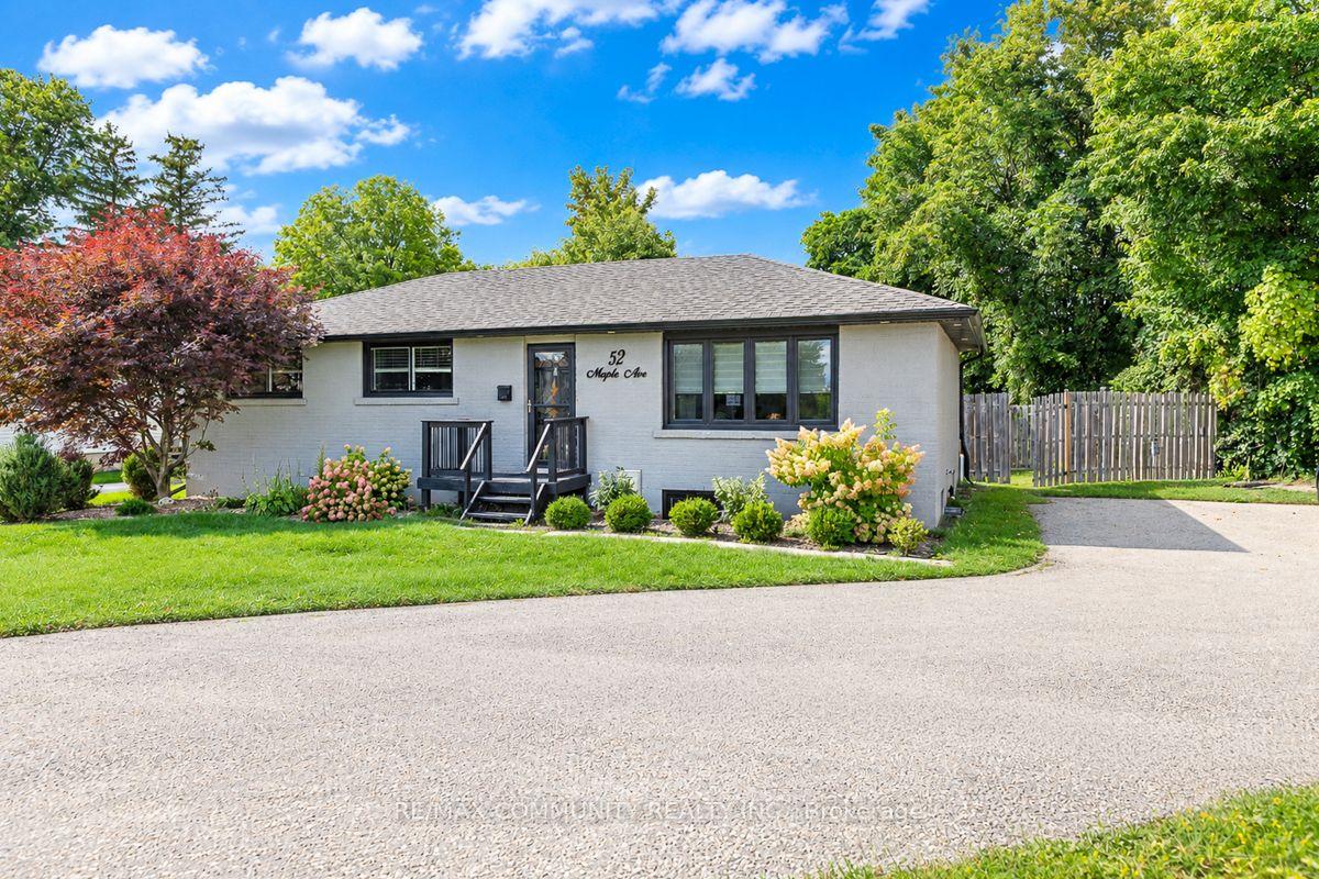 Photo 2 of Unit Bsmt, 52 Maple Avenue, Halton Hills, Georgetown — HOMEH