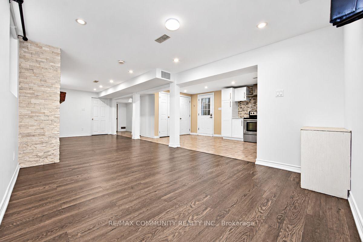 Photo 9 of Unit Bsmt, 52 Maple Avenue, Halton Hills, Georgetown — HOMEH