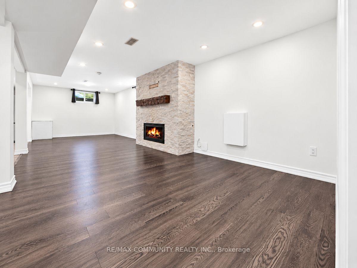 Photo 12 of Unit Bsmt, 52 Maple Avenue, Halton Hills, Georgetown — HOMEH