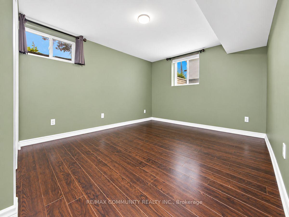 Photo 14 of Unit Bsmt, 52 Maple Avenue, Halton Hills, Georgetown — HOMEH