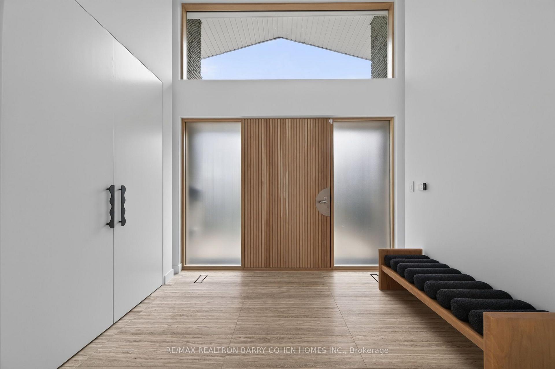 Photo 7 of 6 Denmark Crescent, North York, Westminster-Branson — HOMEH
