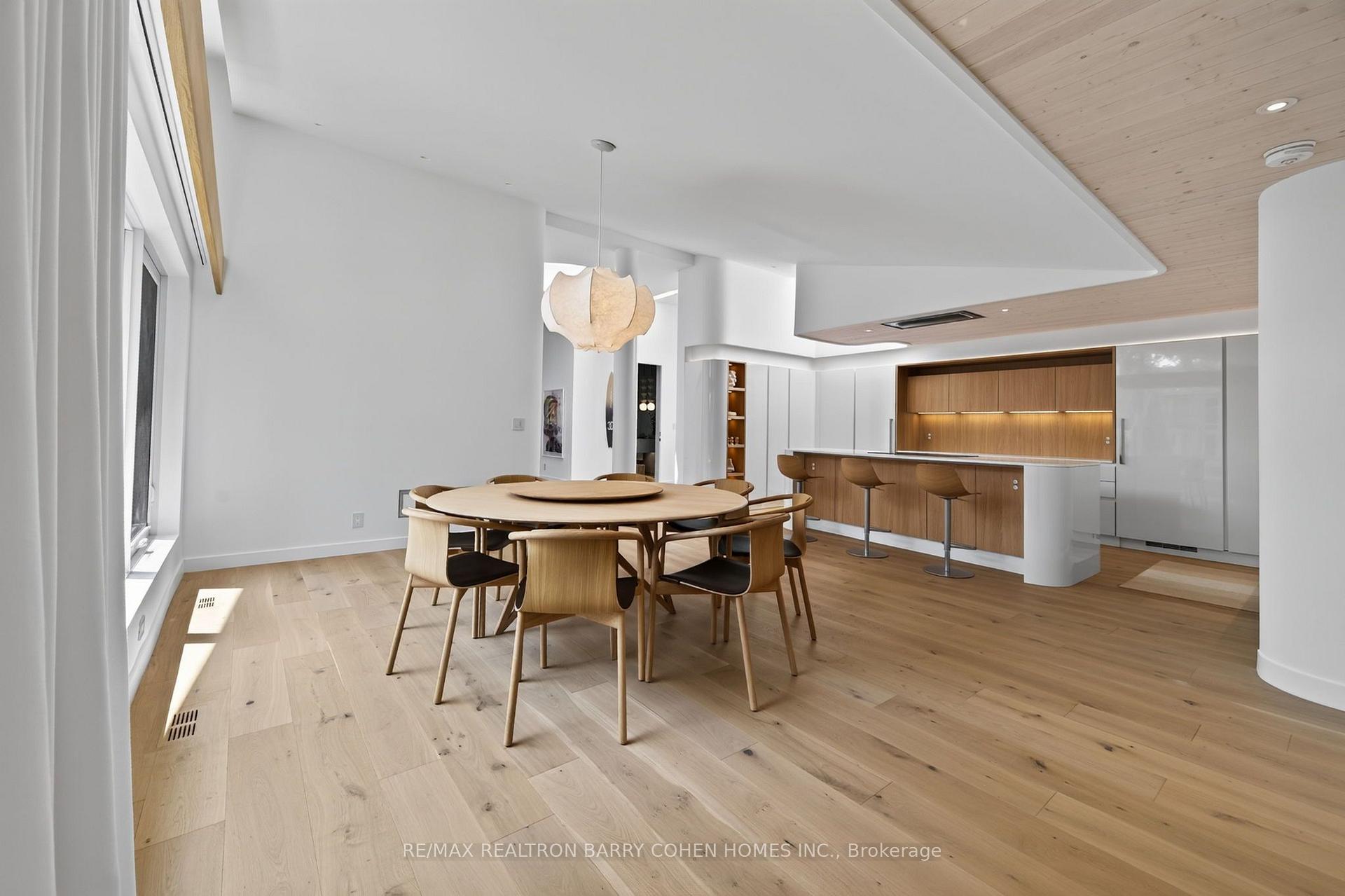 Photo 17 of 6 Denmark Crescent, North York, Westminster-Branson — HOMEH