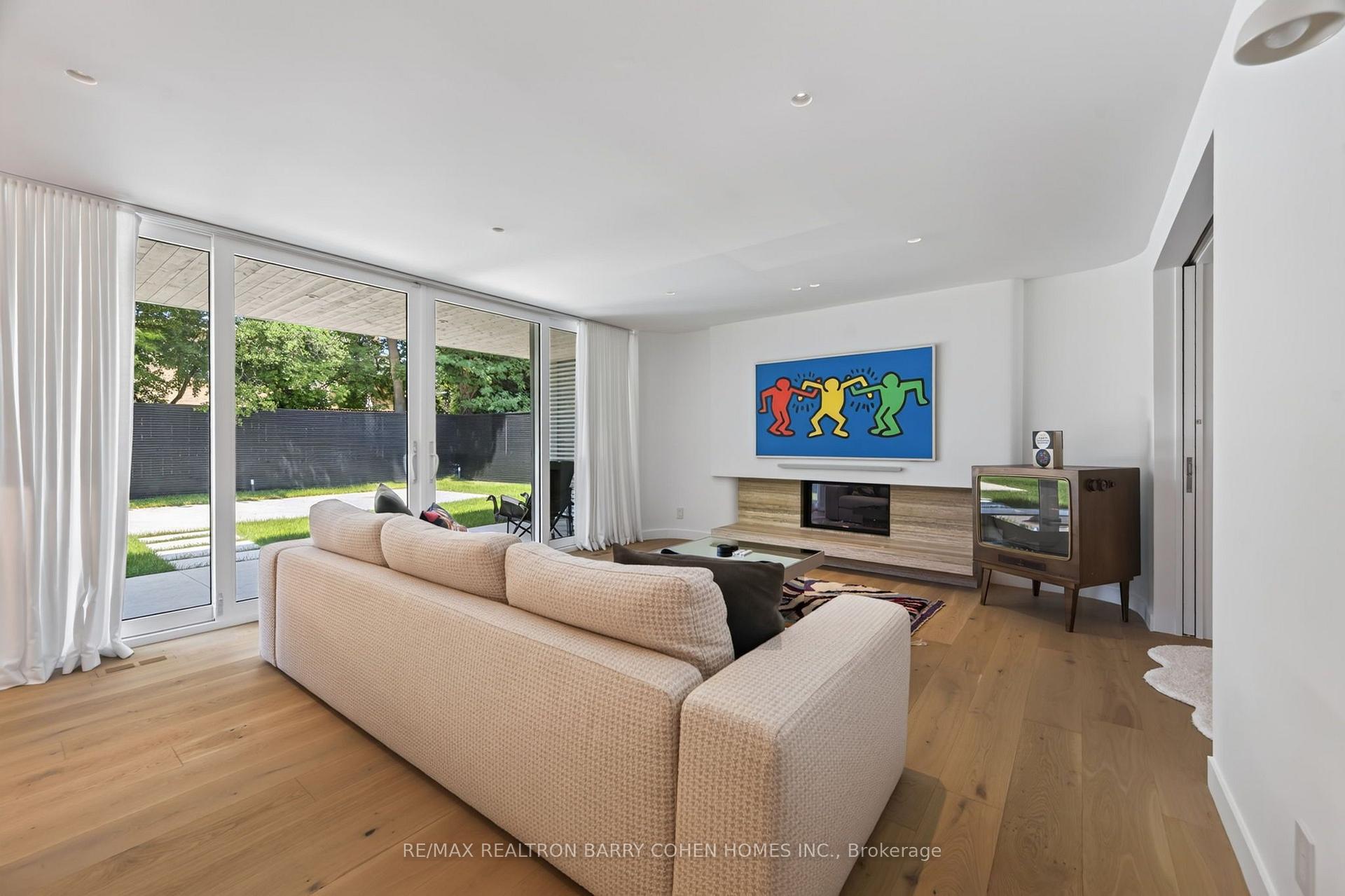 Photo 19 of 6 Denmark Crescent, North York, Westminster-Branson — HOMEH