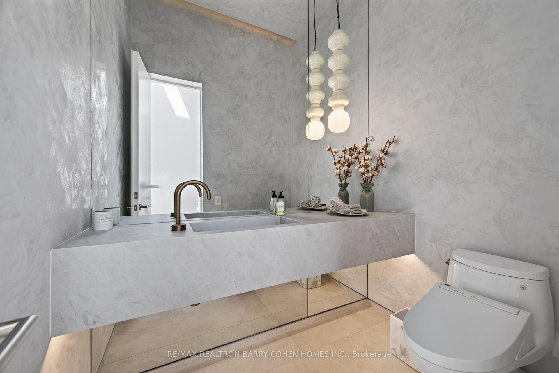 Photo 22 of 6 Denmark Crescent, North York, Westminster-Branson — HOMEH