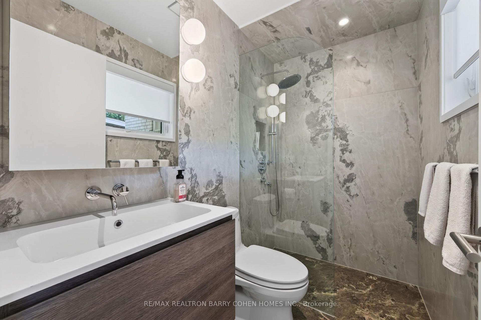 Photo 38 of 6 Denmark Crescent, North York, Westminster-Branson — HOMEH