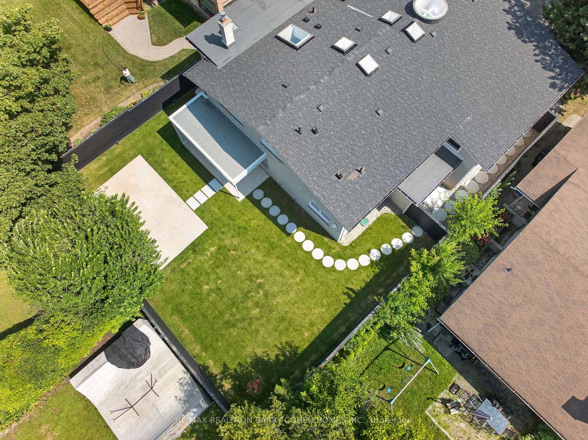 Photo 47 of 6 Denmark Crescent, North York, Westminster-Branson — HOMEH